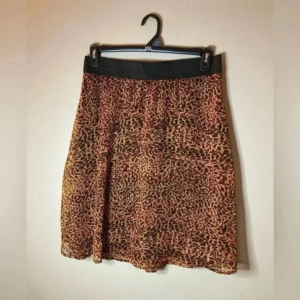 Status by chenault skirt‎